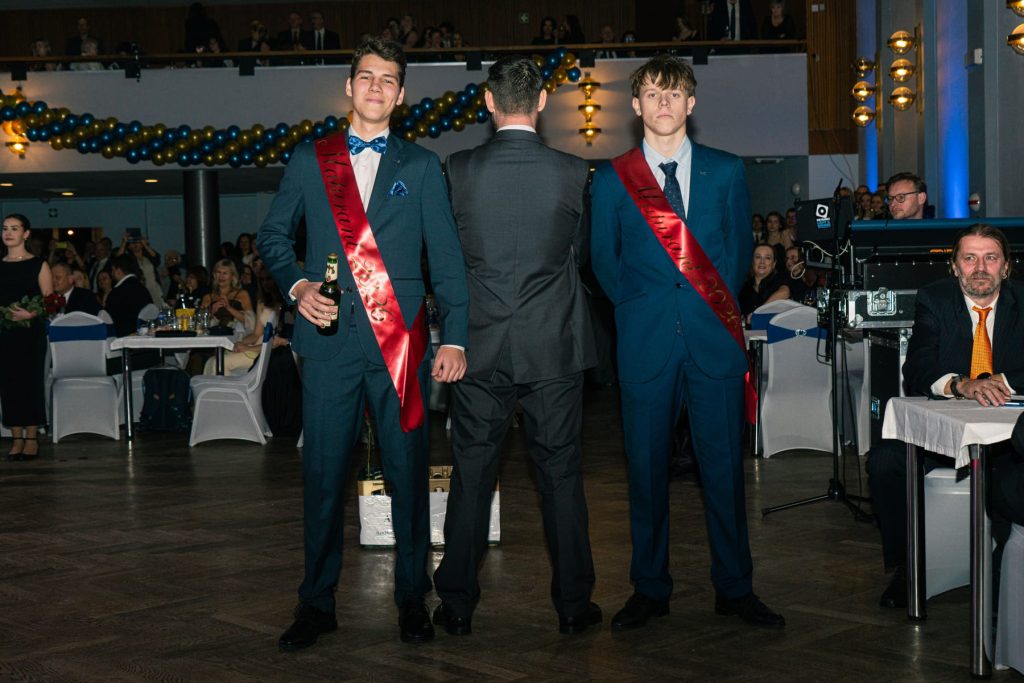 Maturitní plesy Maturitní plesy | Střední průmyslová škola a Vyšší odborná škola Kladno.