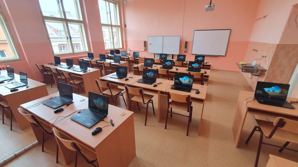 Vybavení školy | Střední průmyslová škola a Vyšší odborná škola Kladno.