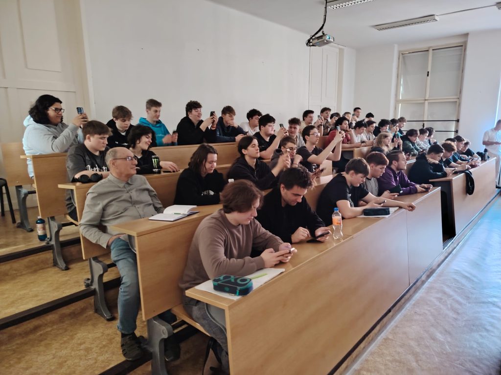 Beseda s pracovníky ÚJV Řež a.s. Beseda s pracovníky ÚJV Řež a.s. | Střední průmyslová škola a Vyšší odborná škola Kladno.