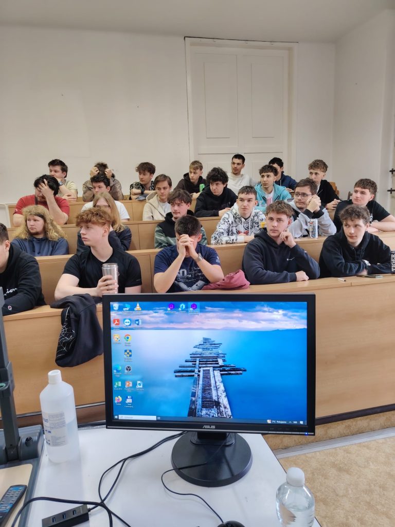 Beseda s pracovníky ÚJV Řež a.s. Beseda s pracovníky ÚJV Řež a.s. | Střední průmyslová škola a Vyšší odborná škola Kladno.
